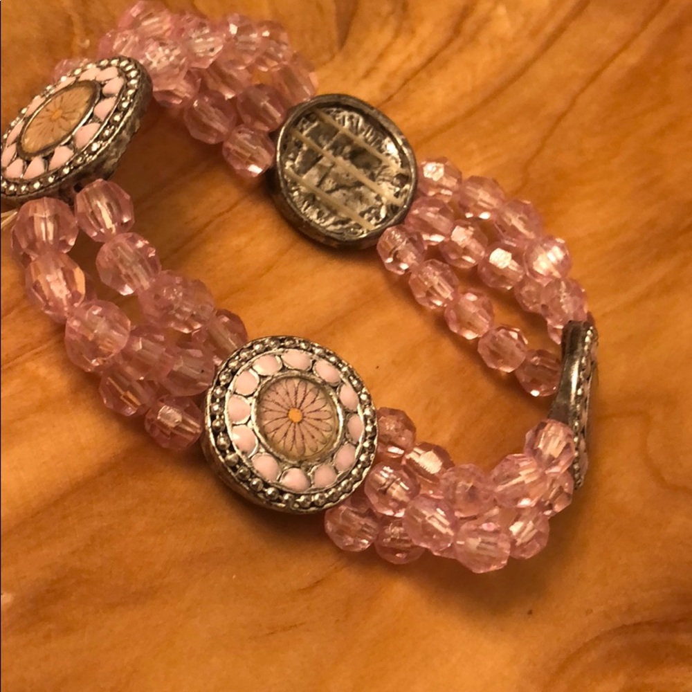 Pink flower beaded bracelet